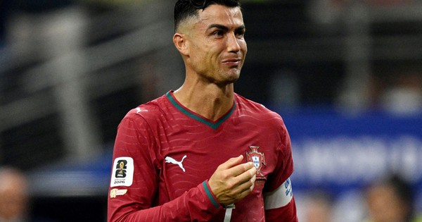 Ronaldo bất ngờ có động thái gây tranh cãi sau khi bị loại khỏi World Cup: góc nhìn mới cho người chơi Việt - hình ảnh - appak168.com
